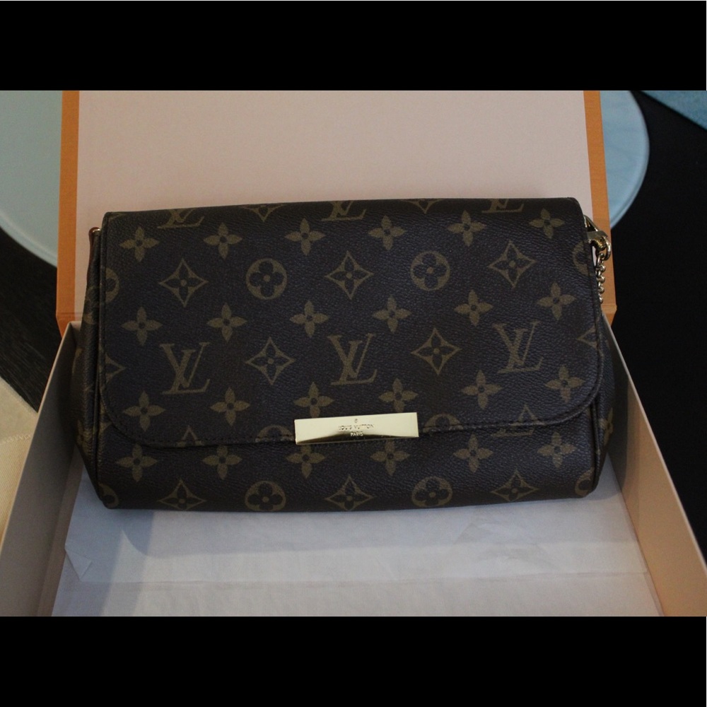 Louis Vuitton Favorite MM